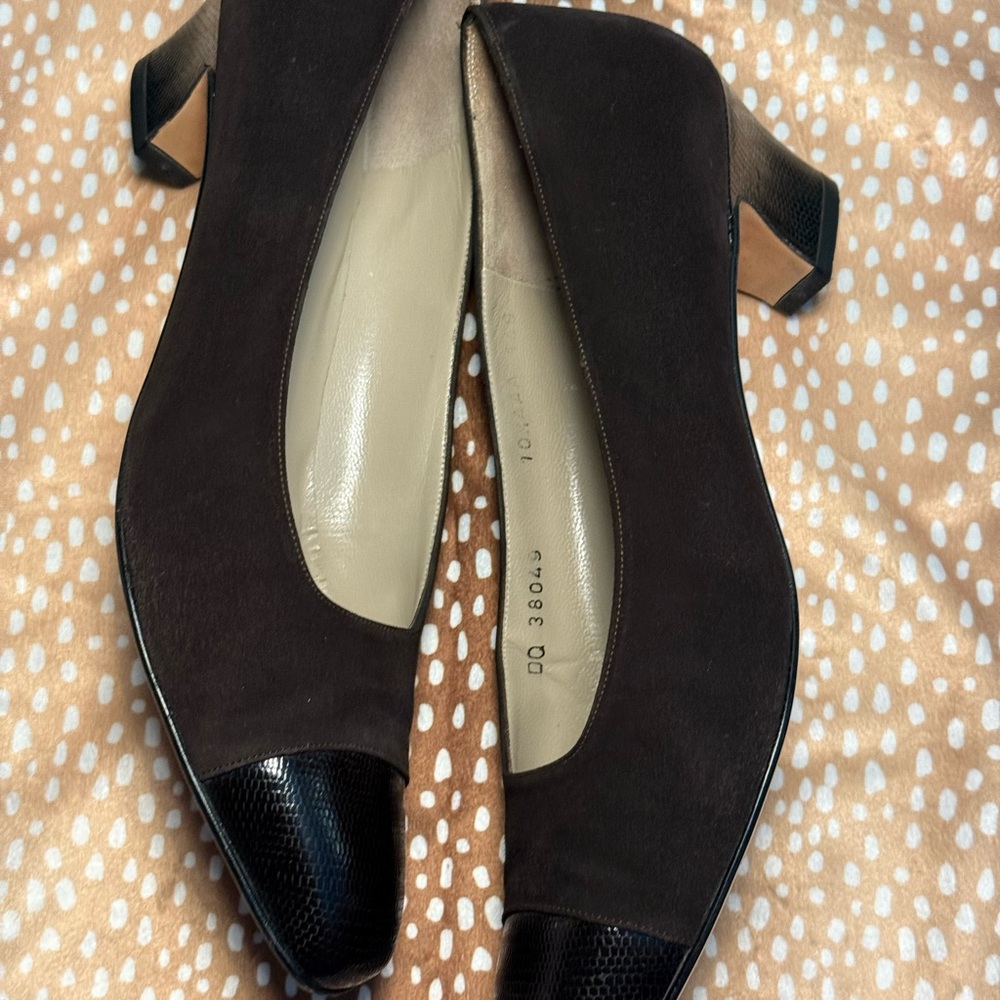 Salvatore Ferragamo Vintage Chocolate Suede Pumps, Women’s 10.5AAA, Pre-loved